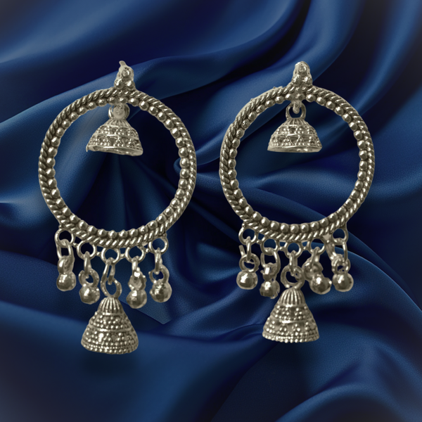 COMBO OF 16 PIECES HEART GIFT HAMPER - 5 EARINGS , 1 RING , 1 NECKLECE , 1 BRACELET , 4 SCRUNCHIES , 2 HAIR CLAW - 1 KIT KAT - 1 KEYCHAIN